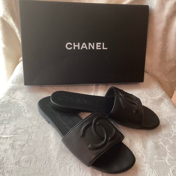 CHANEL Shoes - Chanel 2023 Black Lambskin Mules Slides Sandals Size 37 C